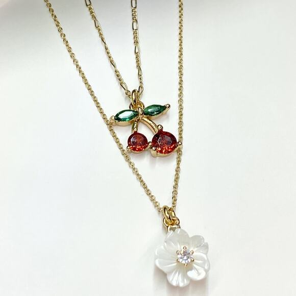 NEW FP x Luna Norte Cherry & Flower Mother Of Pearl Necklace Set - Picture 3 of 9